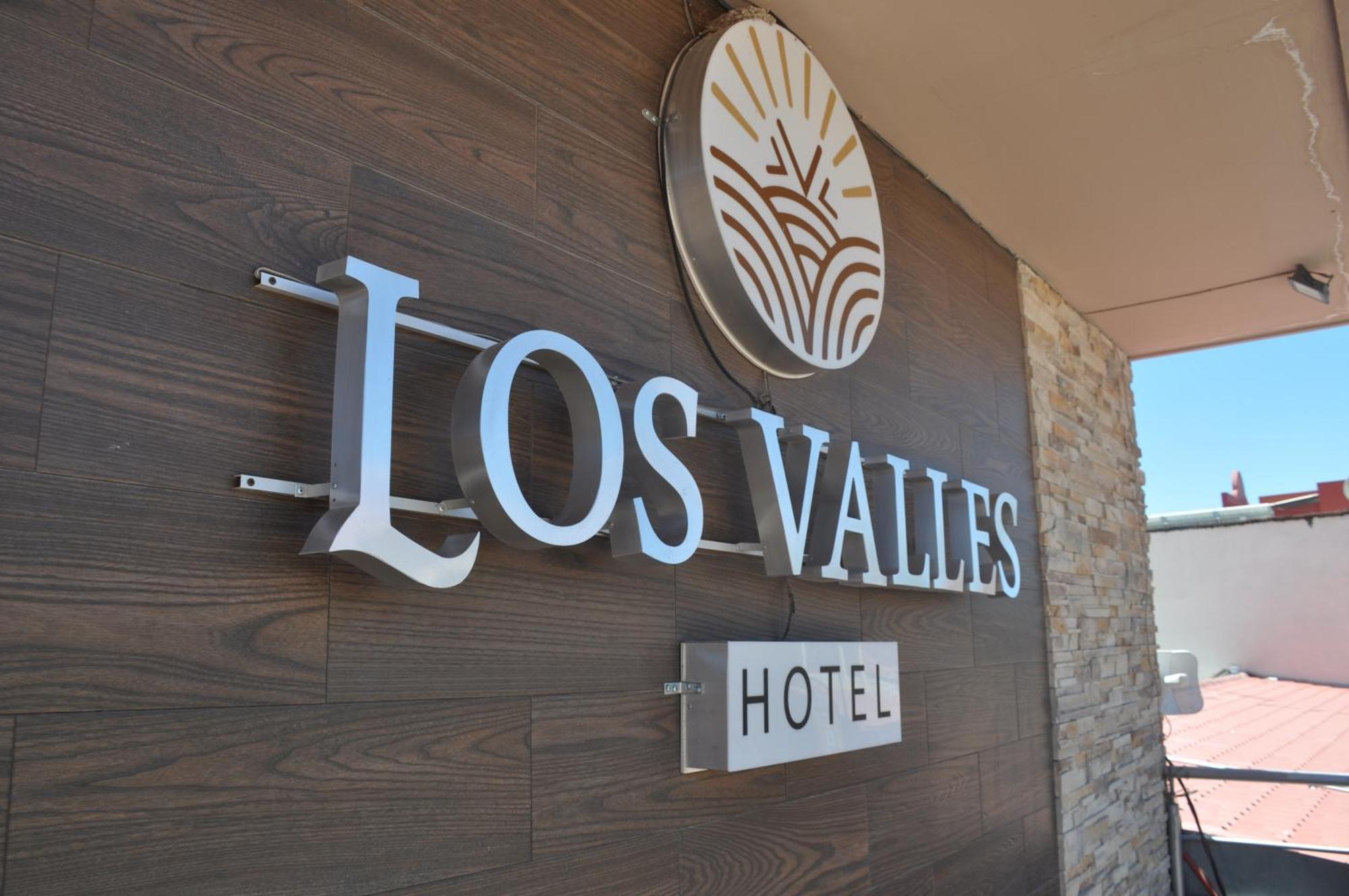 קריל Hotel Los Valles מראה חיצוני תמונה